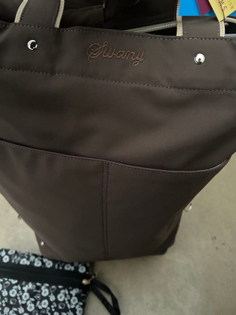 スワニーキャリーバッグLサイズ　イス付き おまけあり