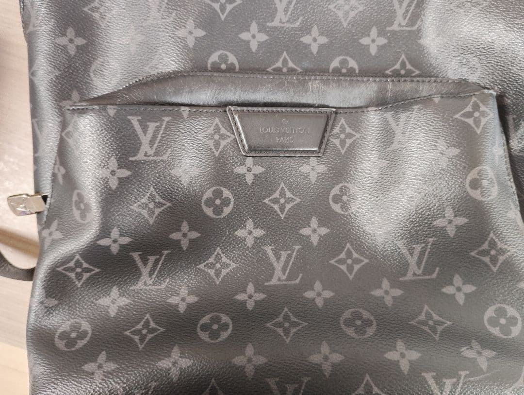 行*う様 LOUIS VUITTON　バックパック