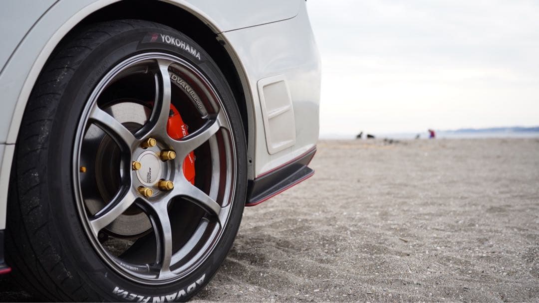 レヴォーグ用キャリパーカバー(オレンジ)