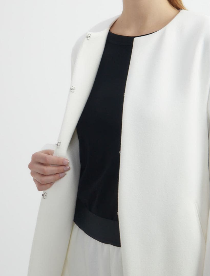 新品 PLAIN PEOPLE ブークレーダンボールノーカラージャケット 2