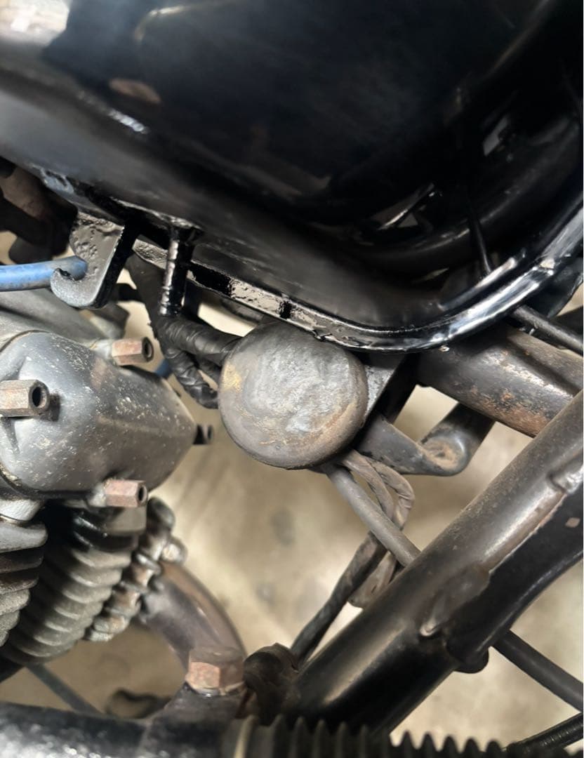 Kawasaki W1 タンク　チョッパー他カスタム素材に