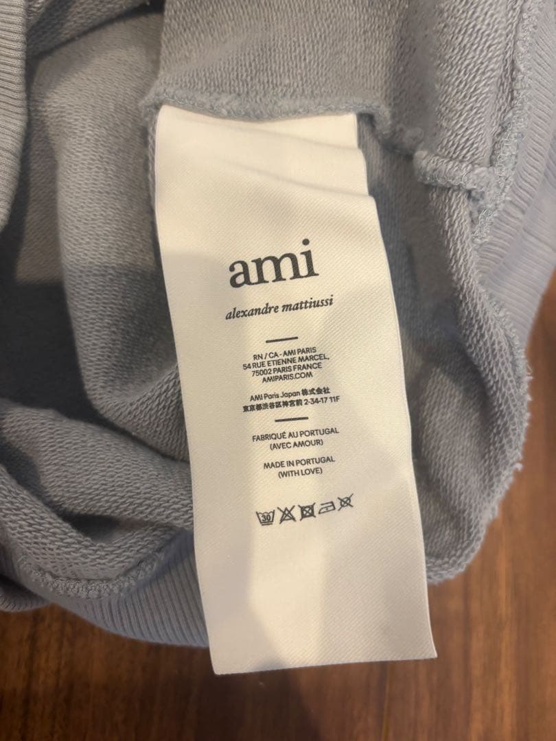 AMI PARIS ハートロゴトレーナー