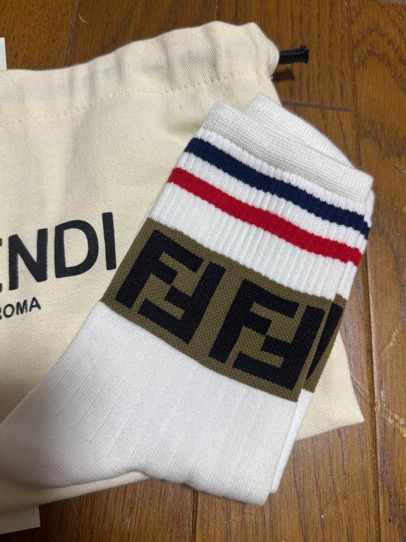 フェンディ FENDI 新品ソックス靴下