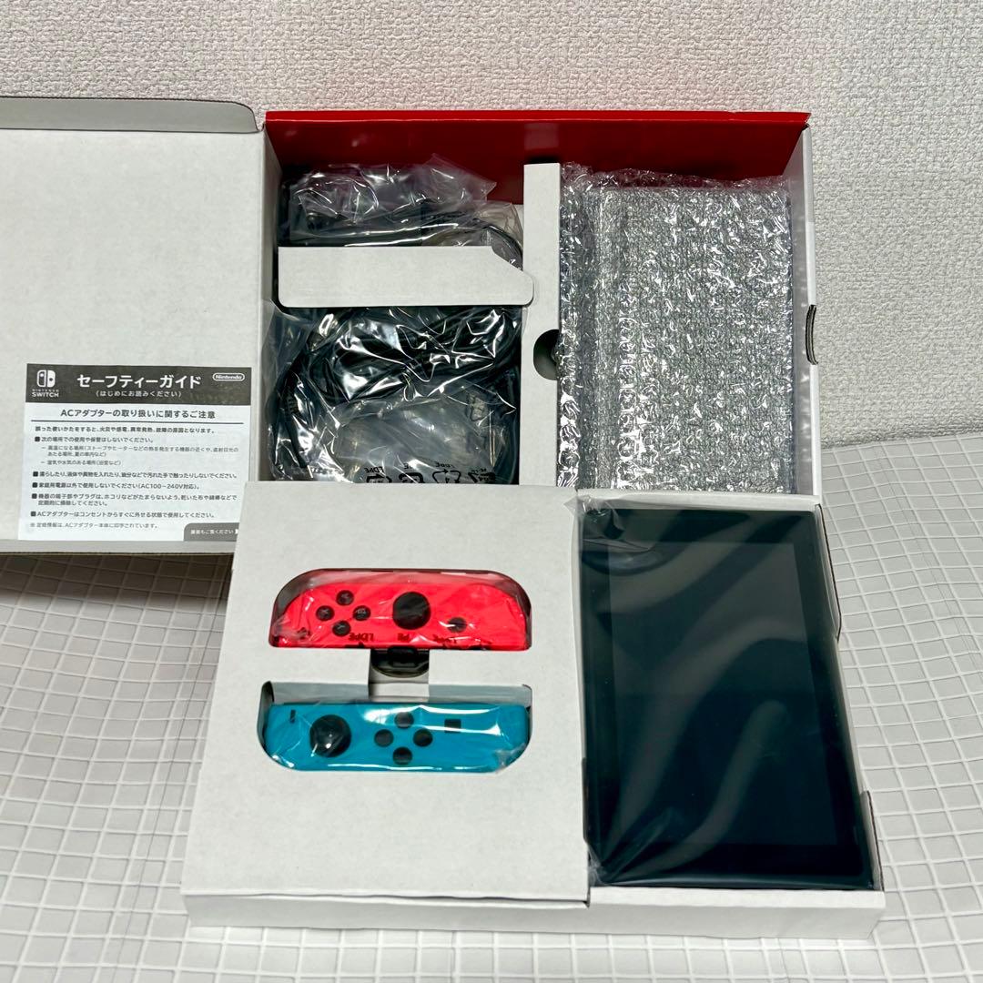 未使用 Nintendo Switch 本体 ネオン 赤青 ニンテンドースイッチ