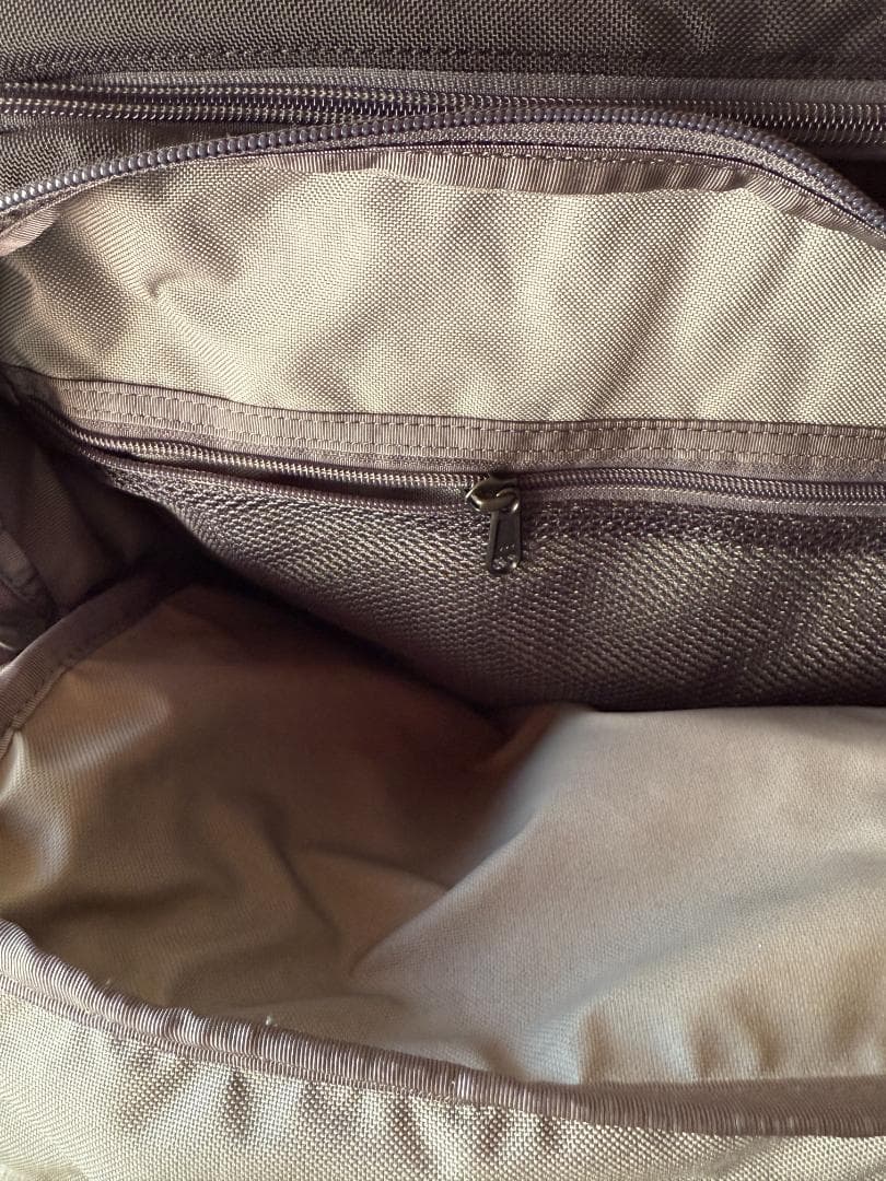 【新品】Patagonia ブラック ブリーフケース 22L