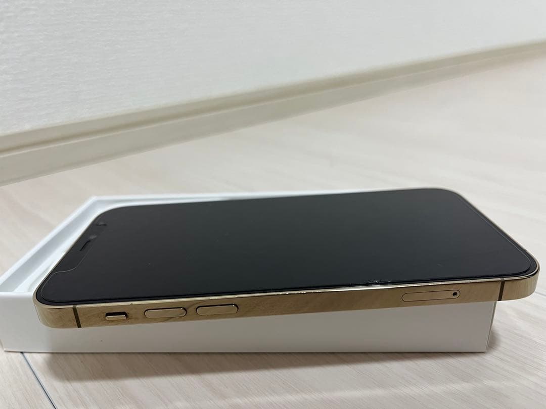 値下げ　Apple iPhone 12 Pro ゴールド本体 256GB