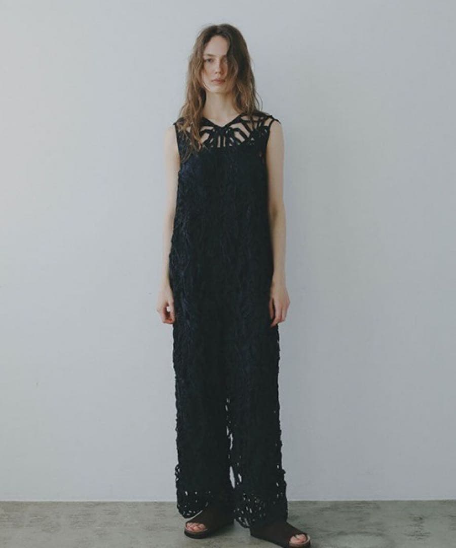 ETRE TOKYO ブレードパターンノースリーブオールインワン