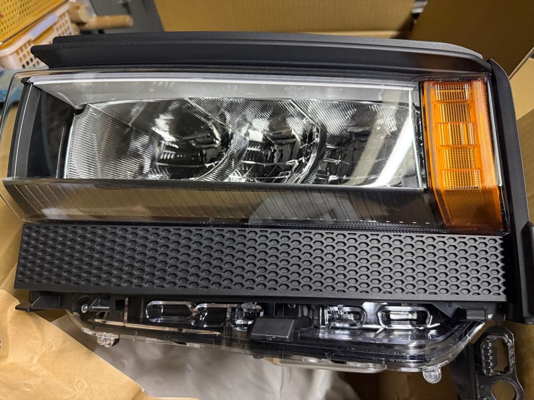 ランドクルーザー 250 左右 角目 ２５０ ランクル VX トヨタ 純正