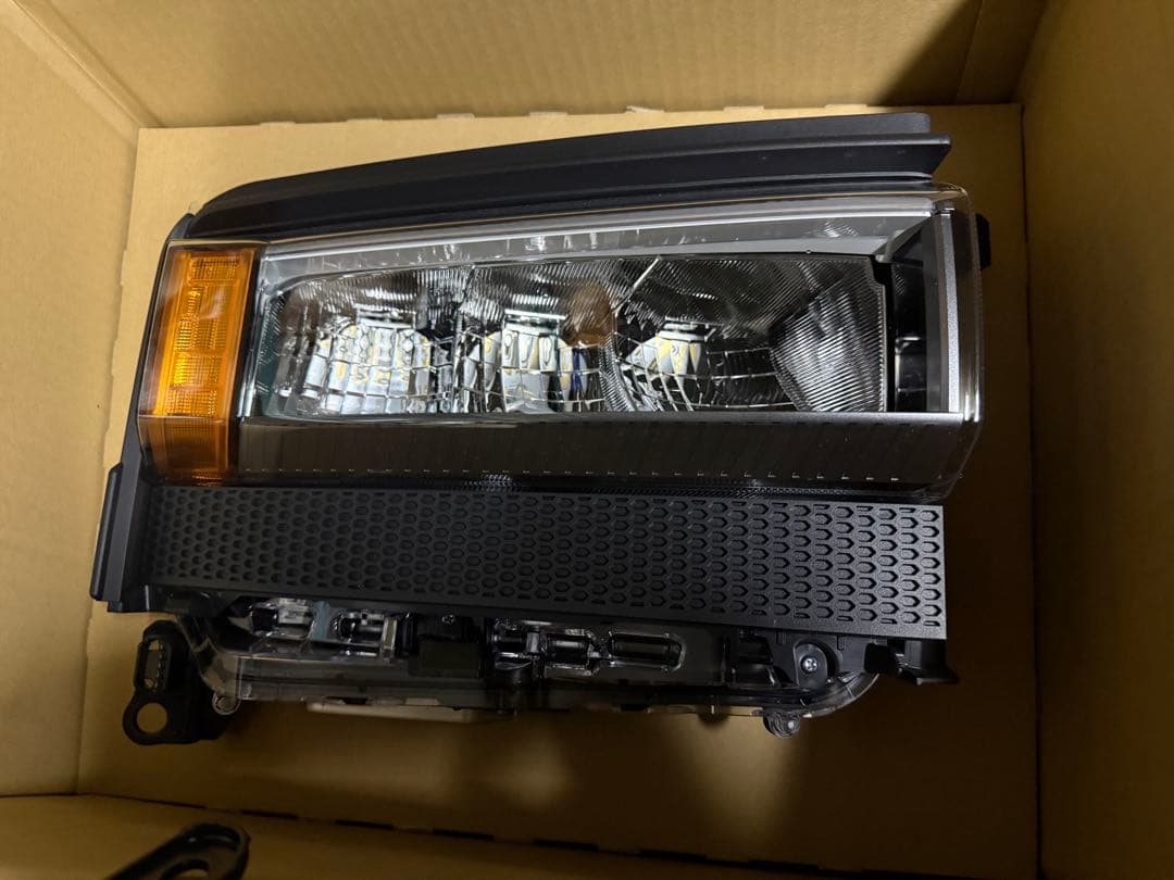 ランドクルーザー 250 左右 角目 ２５０ ランクル VX トヨタ 純正