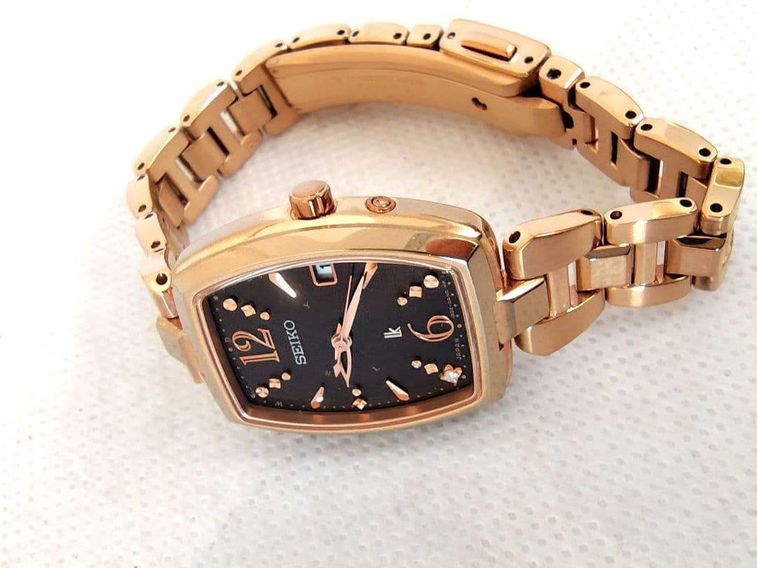 【電波ソーラー、極美品】SEIKO　セイコー　ルキア　ダイヤ入り　SSVW128