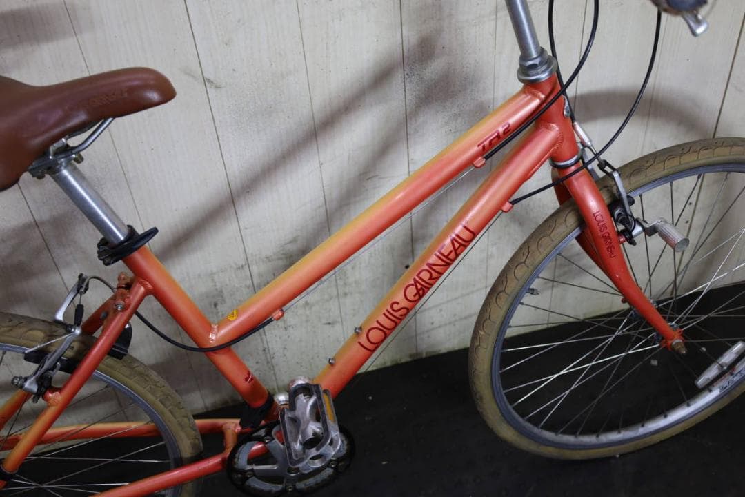 オレンジ クロスバイク アルミフレーム