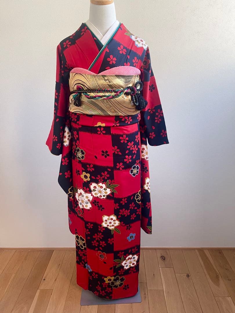 S*様 振袖　振袖フルセット　着物　市松　桜　金彩　美品