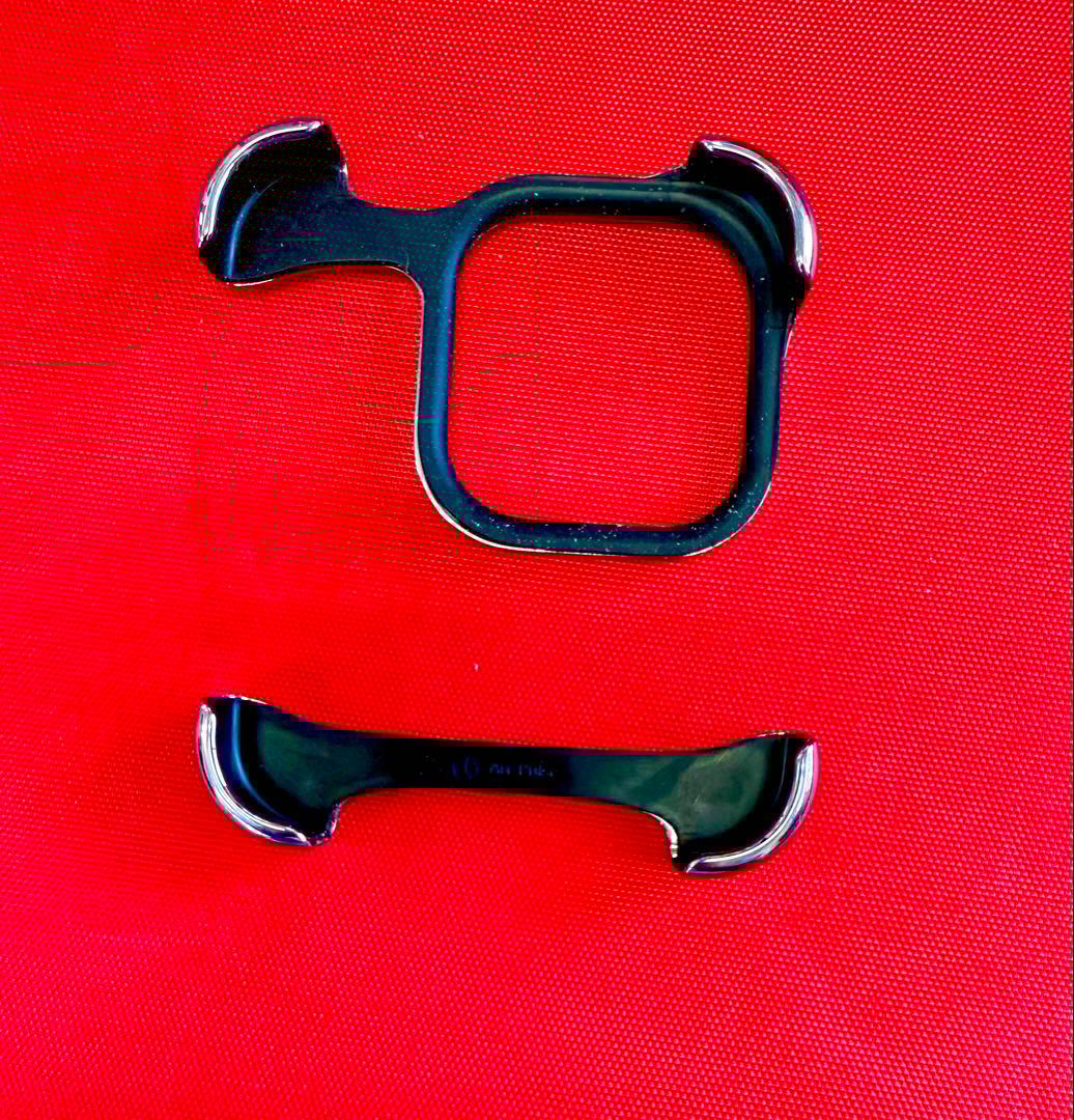 【ミラーシルバー】ArcPulse iPhone16Pro バンパー