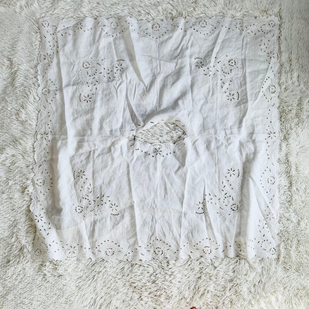 25ss 新品タグ付き ビアズリー 白 パネル刺繍リネンポンチョ 麻100%