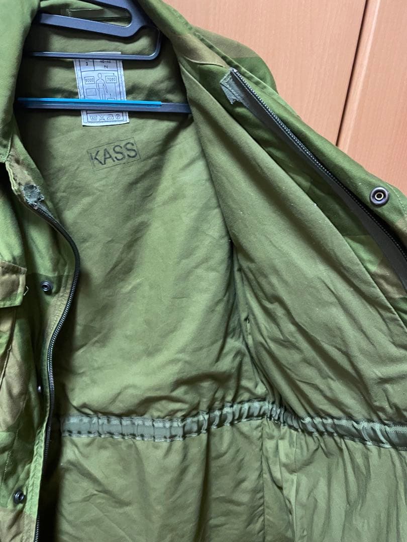 実物　ノルウェー陸軍　M75迷彩スモック（M85・フィールドジャケット）サバゲー