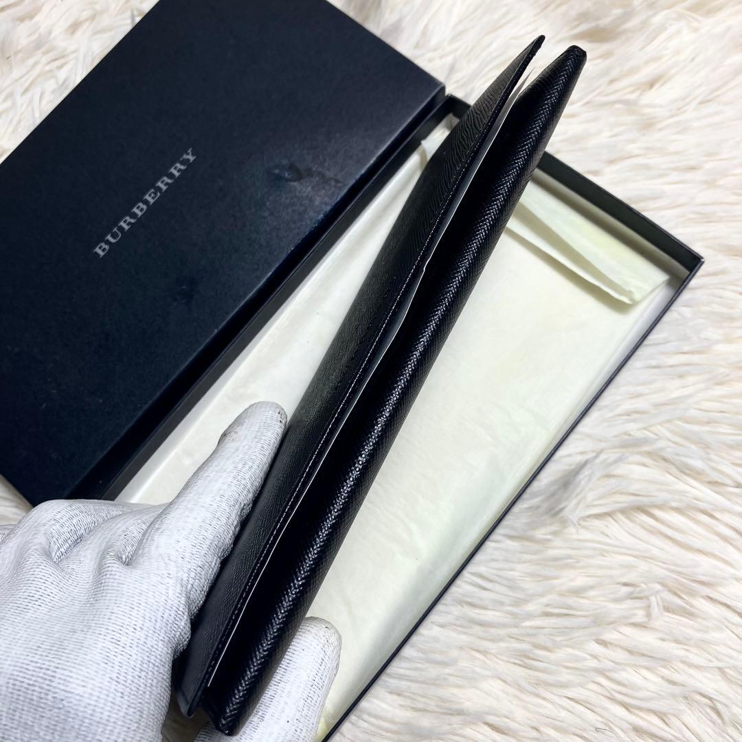 【未使用】バーバリー 二つ折り ノバチェックレザー ブラック 箱付き