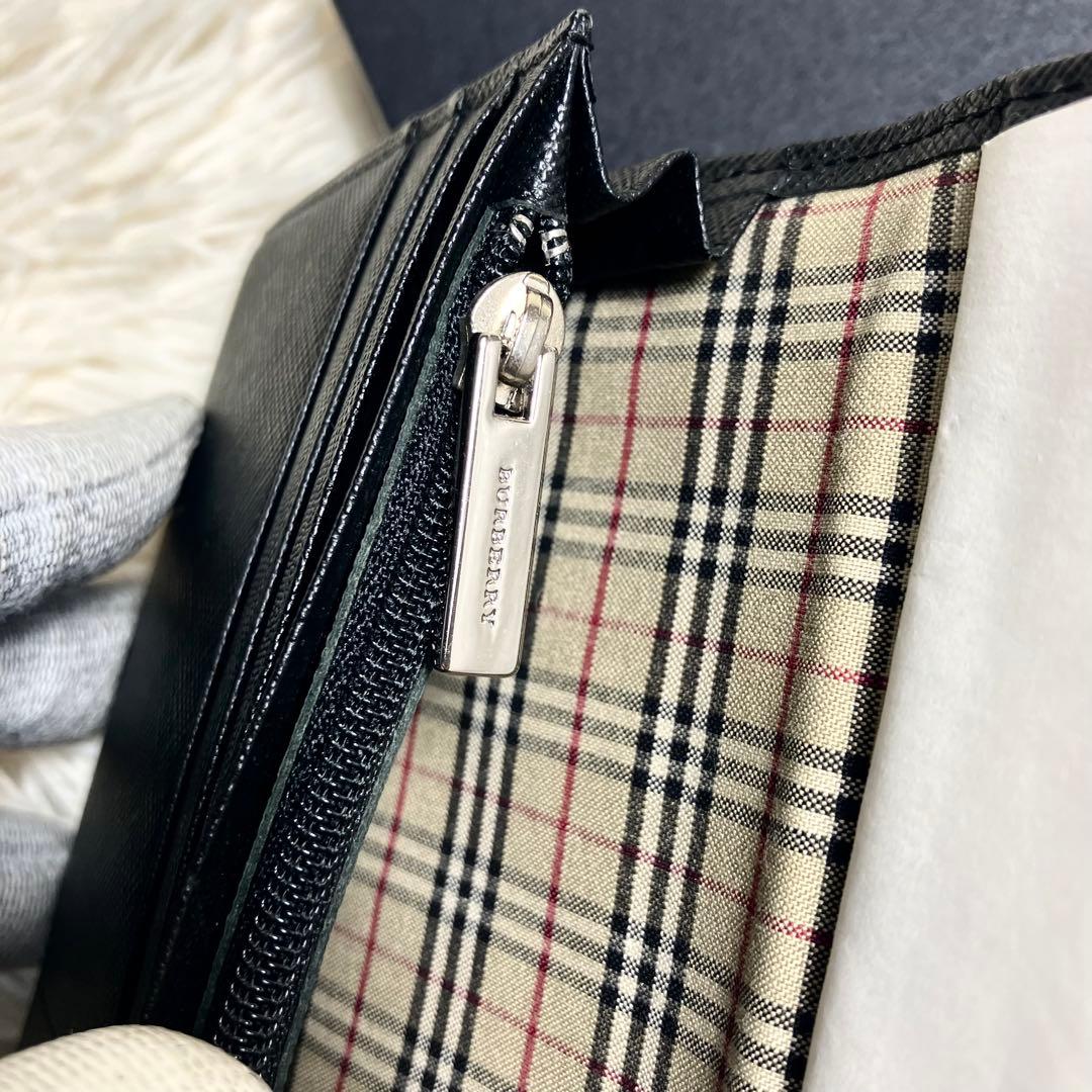 【未使用】バーバリー 二つ折り ノバチェックレザー ブラック 箱付き
