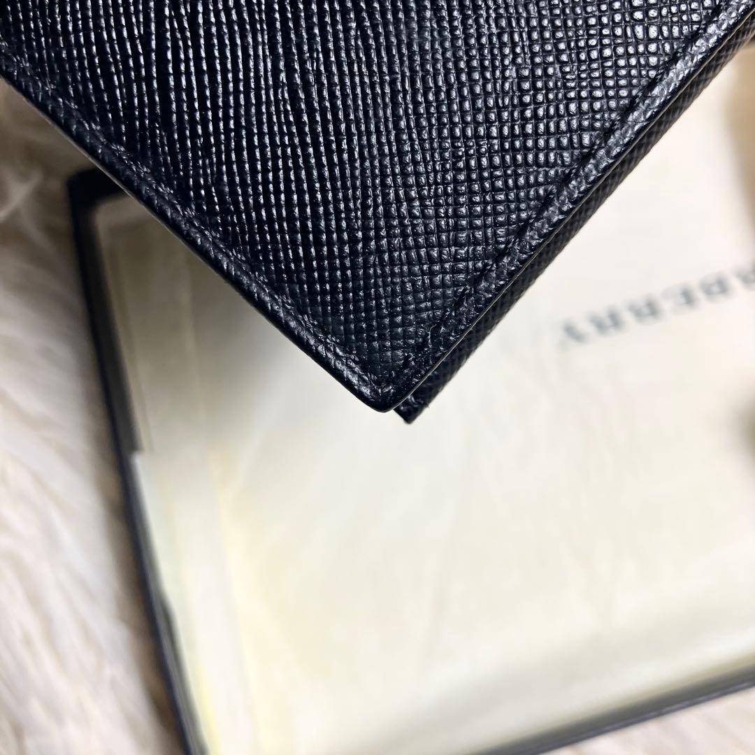 【未使用】バーバリー 二つ折り ノバチェックレザー ブラック 箱付き