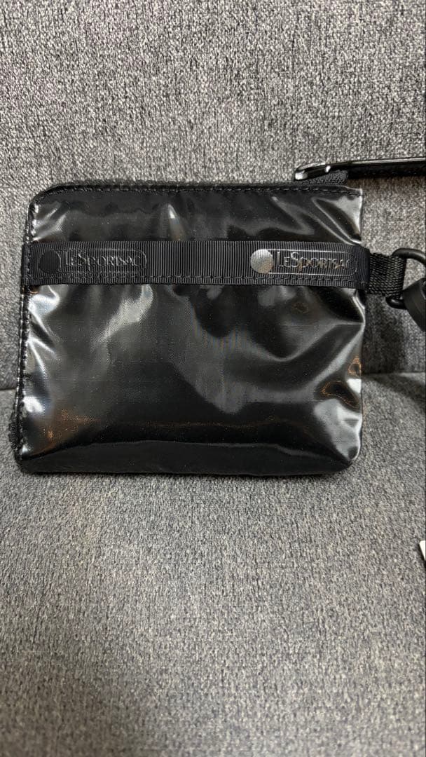 LESPORTSAC✖︎CONVERSE cSLIM WALLETSTRAP