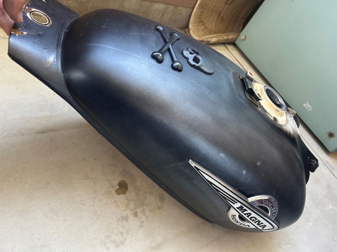 送料込み マグナ50 カスタムタンク