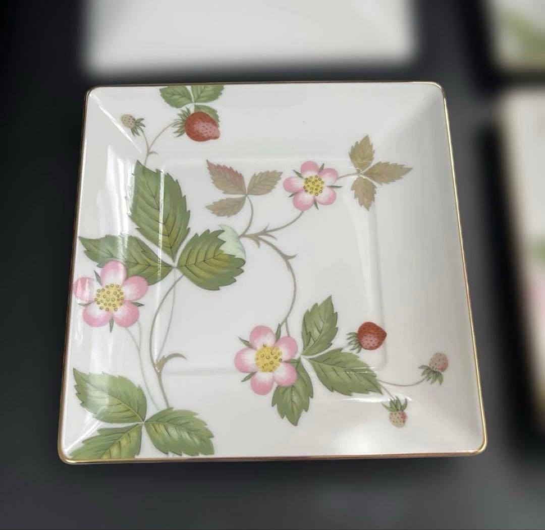 ☆ IF出品☆ ［新品］ スクエアプレート2枚