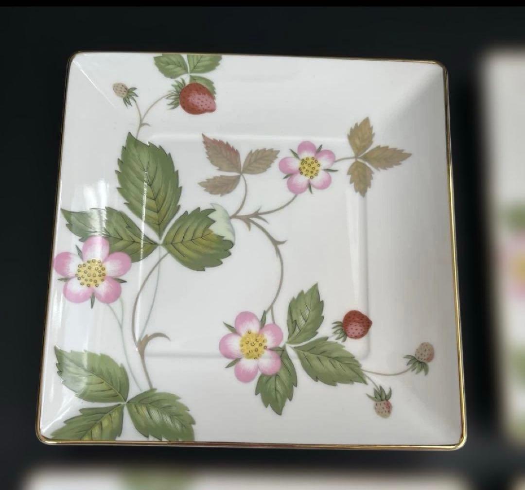 ☆ IF出品☆ ［新品］ スクエアプレート2枚