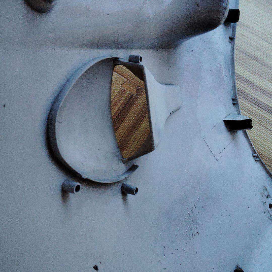 SUZUKI スズキ RGV250Γ ガンマ サイドカウル左側　VJ22A