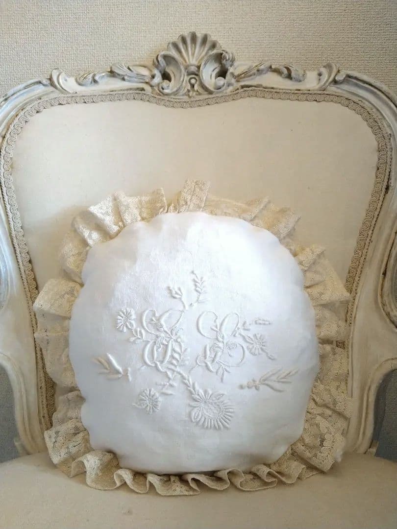 〜3/26まで特別価格〜★フランスアンティーク刺繍★エンブロイダリークッション★