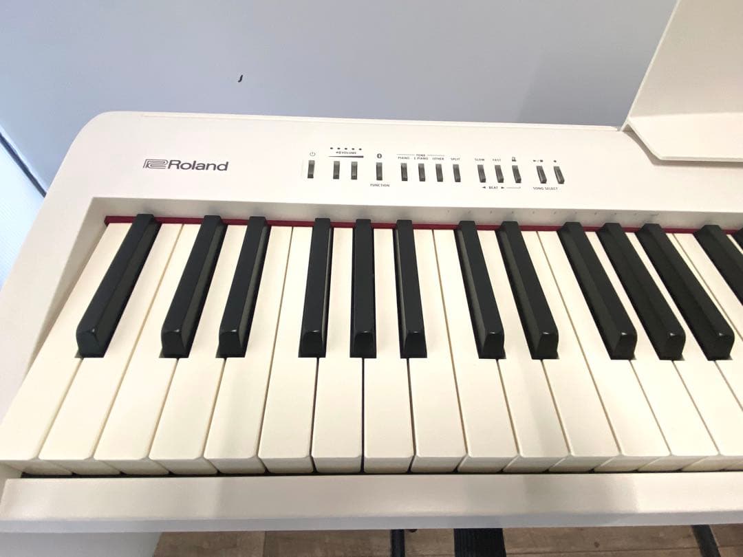 【はこ直接引取価格】Roland 電子ピアノ コンパクトタイプ FP30
