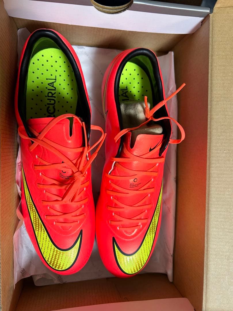 ナイキ サッカースパイク マーキュリアル ヴェイパー SG-pro 27cm