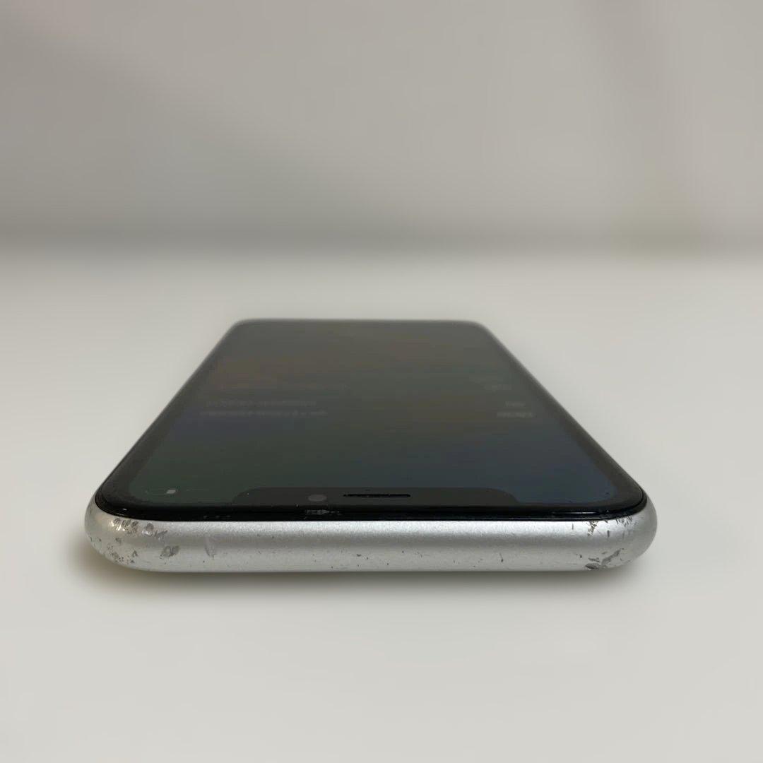 iPhone XR ホワイト 128GB バッテリー最大容量79%