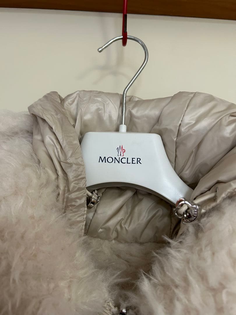 モンクレール　リバーシブルダウンベスト
