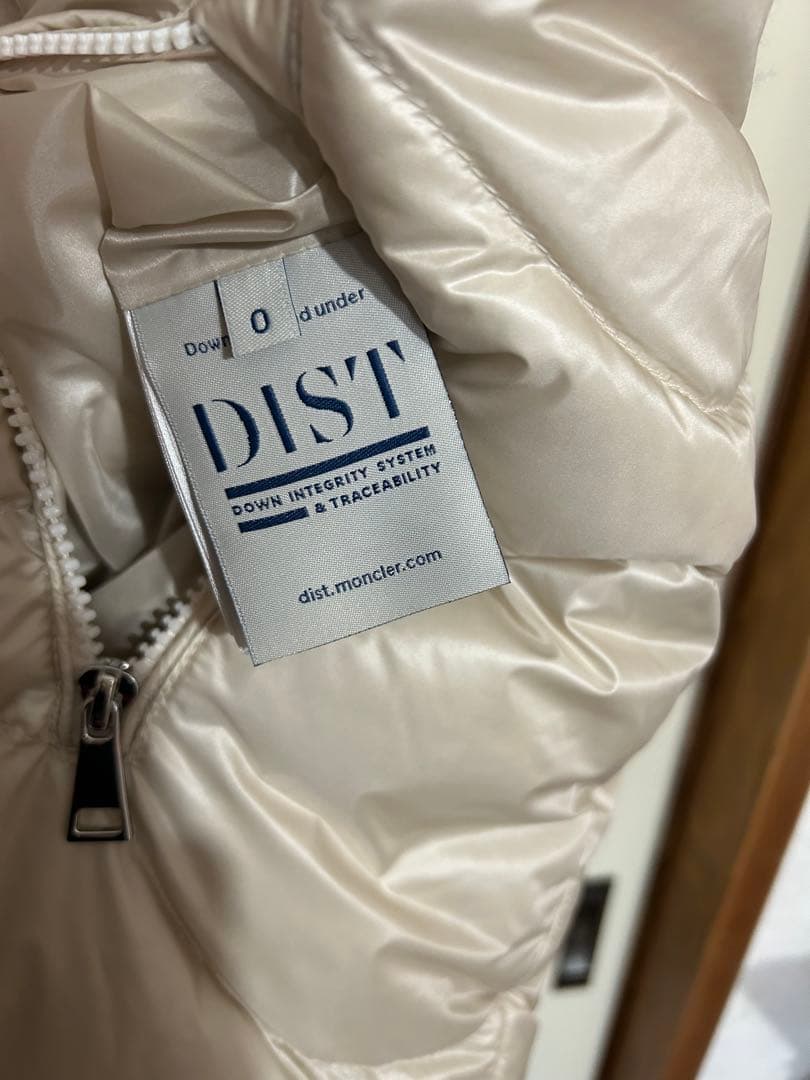 モンクレール　リバーシブルダウンベスト