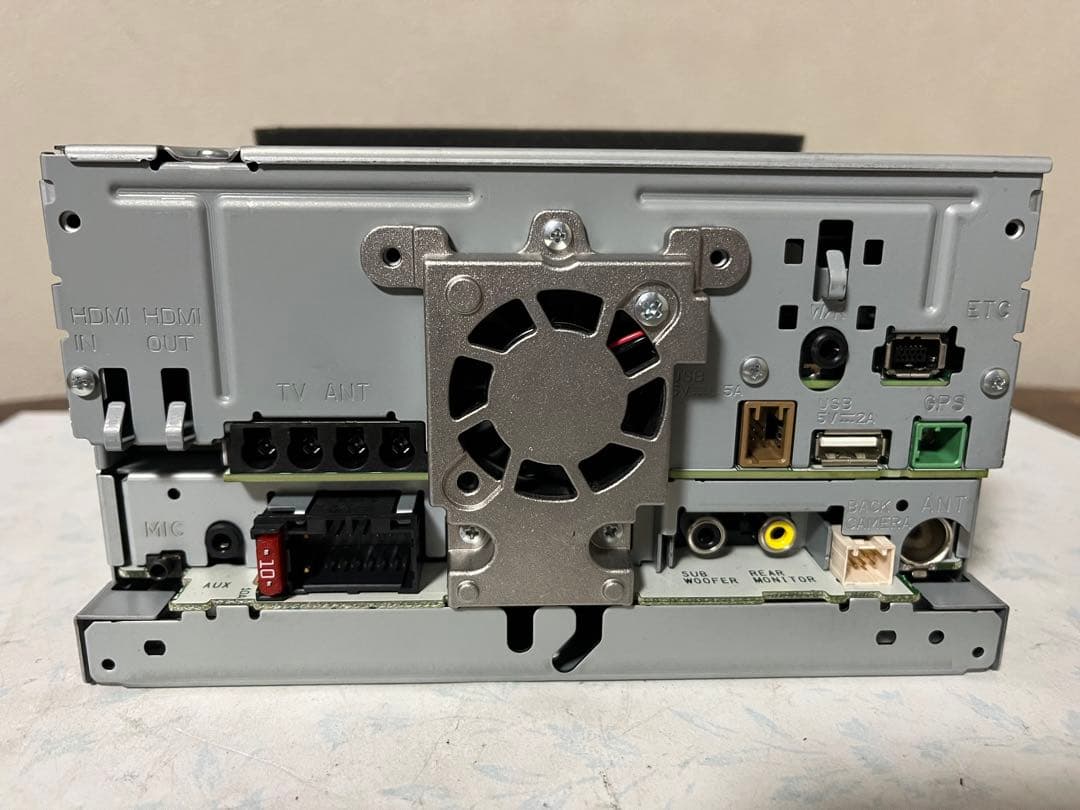 AVIC-RZ710+ND-BC8II バックカメラ