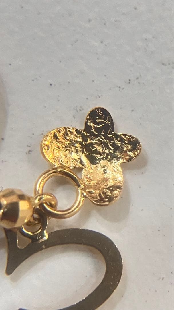 k18 金　ピアス　ゴールド　　蝶　バタフライ　デザインピアス