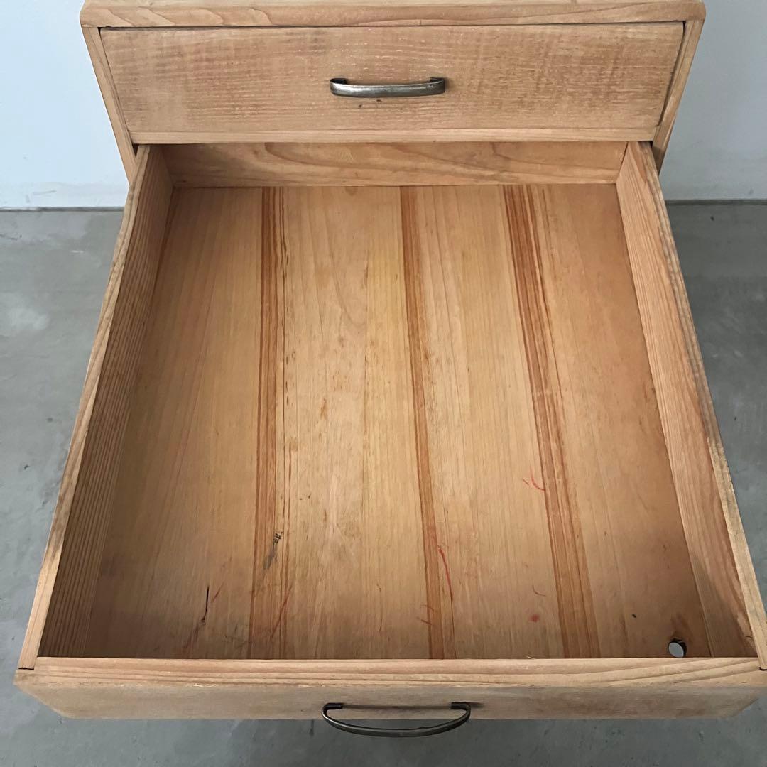 レトロ　アンティーク　古道具　古家具　剥離　ストリップド　箪笥　引き出し　抽斗