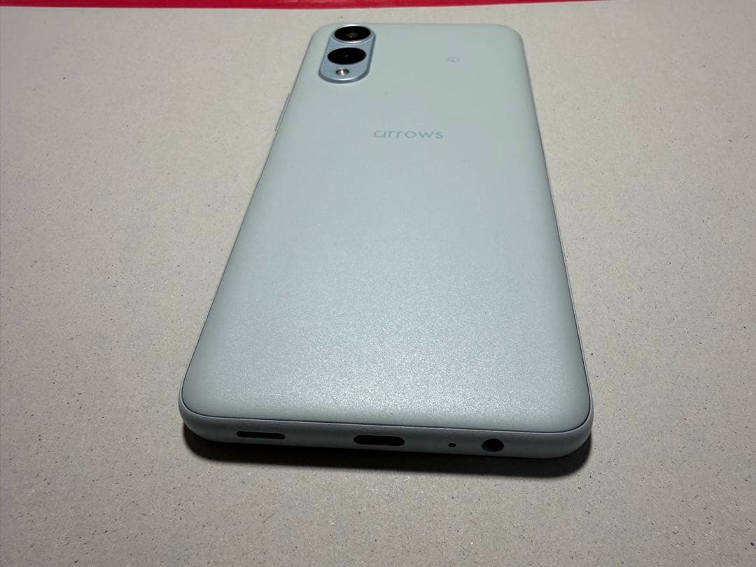 スマートフォン本体 arrows We2