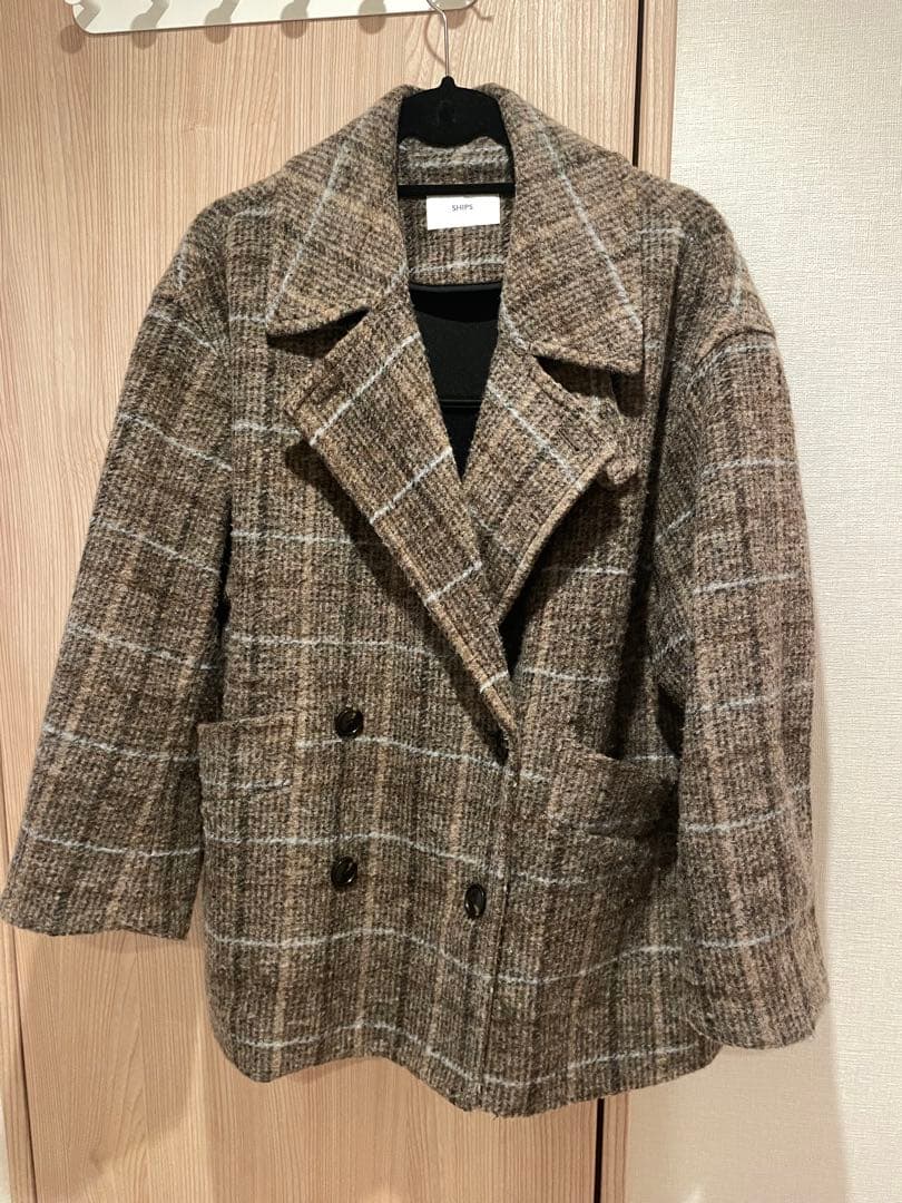本日限定セール　SHIPS スライバーチェックショートPコート　38