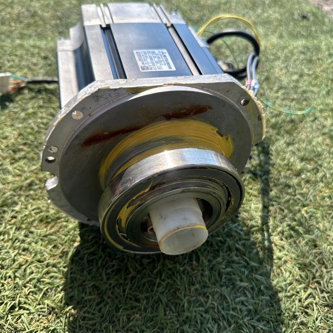 三菱　AC サーボモーター　HF-SWS133B-S1 動作保証付き