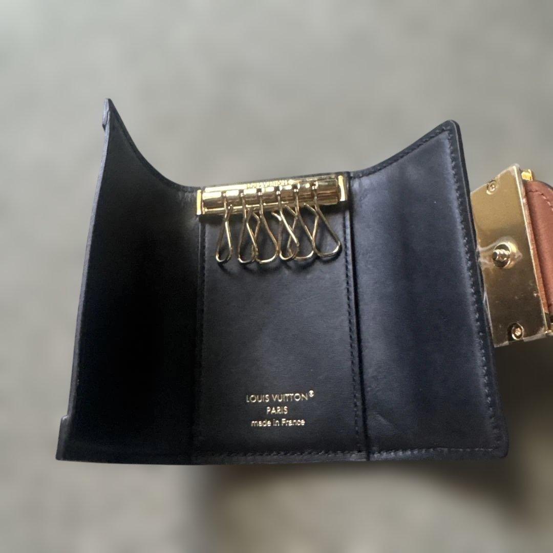 LOUIS VUITTON（ルイヴィトン） ミュルティクレ 6 M13295