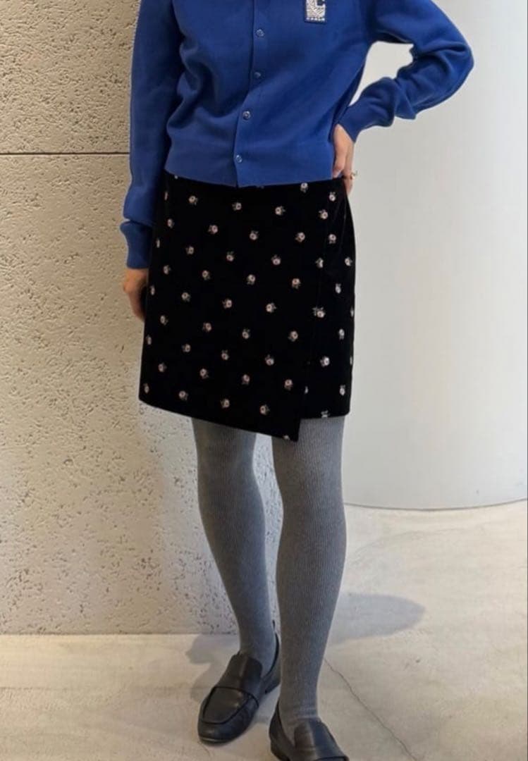 CABaN/キャバン ベロア PETIT ROSEプリントミニスカート　スカート