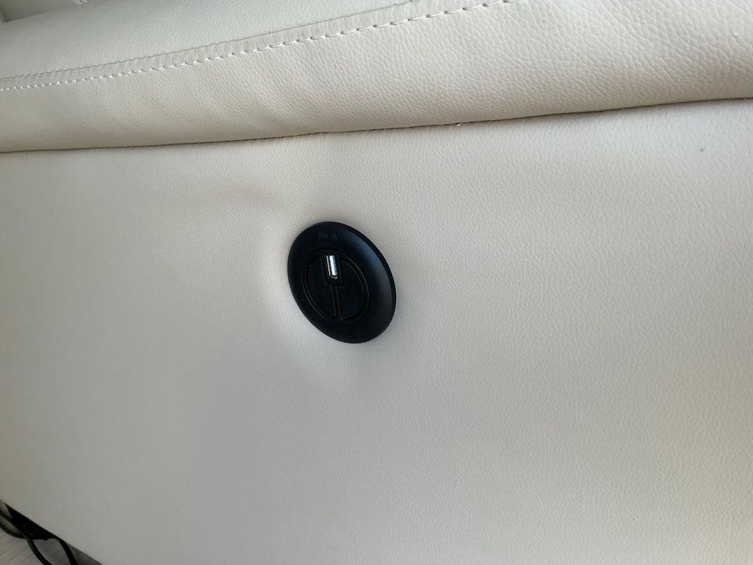 ニトリ Nシールド 3人掛けリクライニングソファ ベージュ（2023年夏購入）