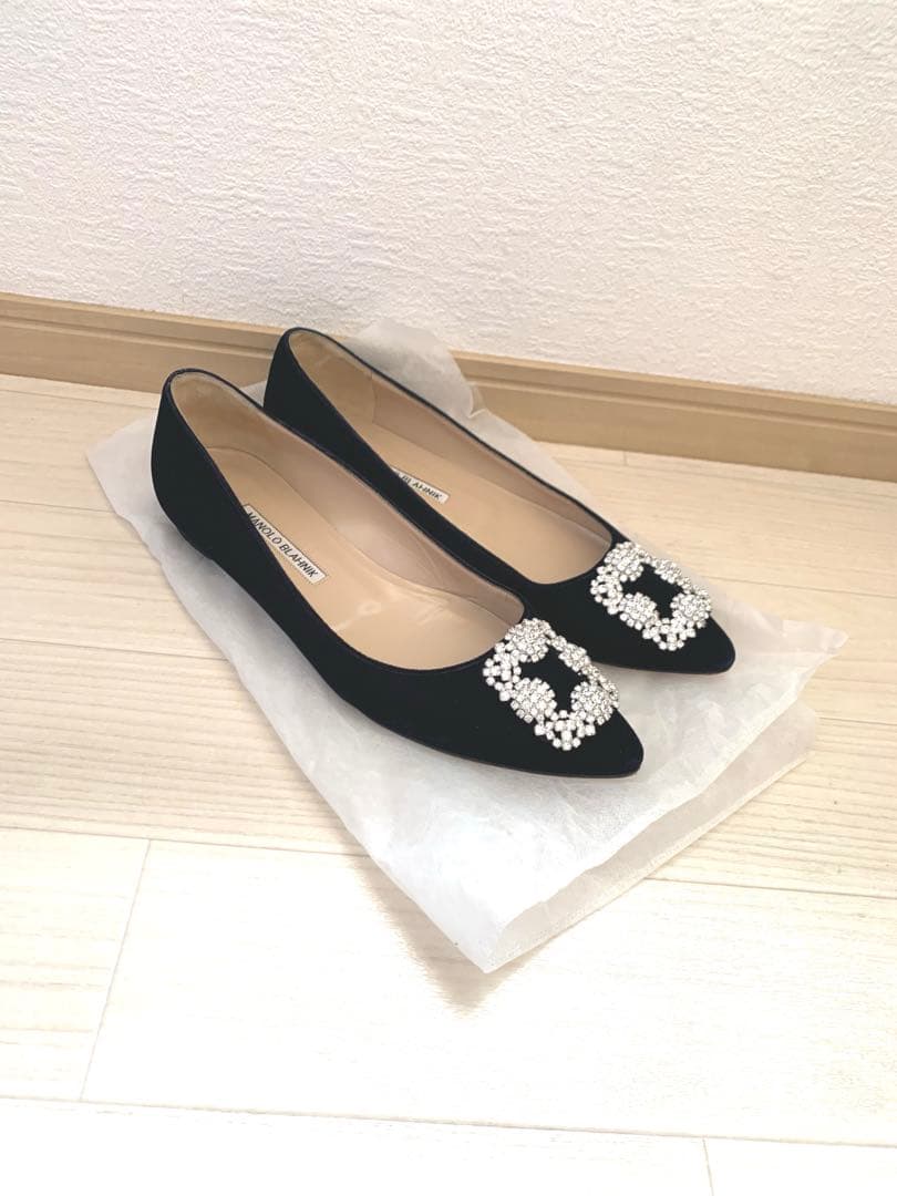 マノロブラニク　ハンギシ　フラットパンプス　39 25センチ