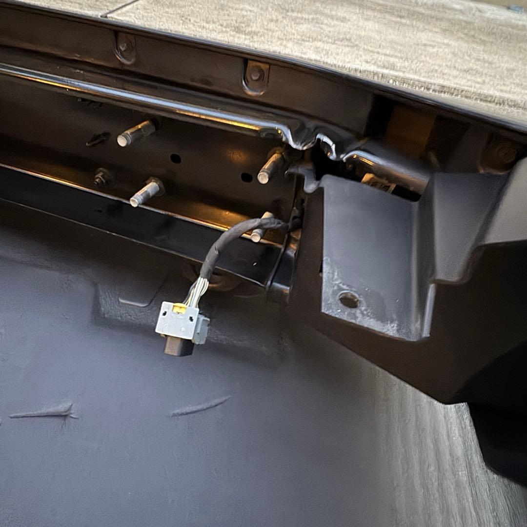 JEEP ラングラー JL 純正 フロントバンパー フォグ・センサー有り