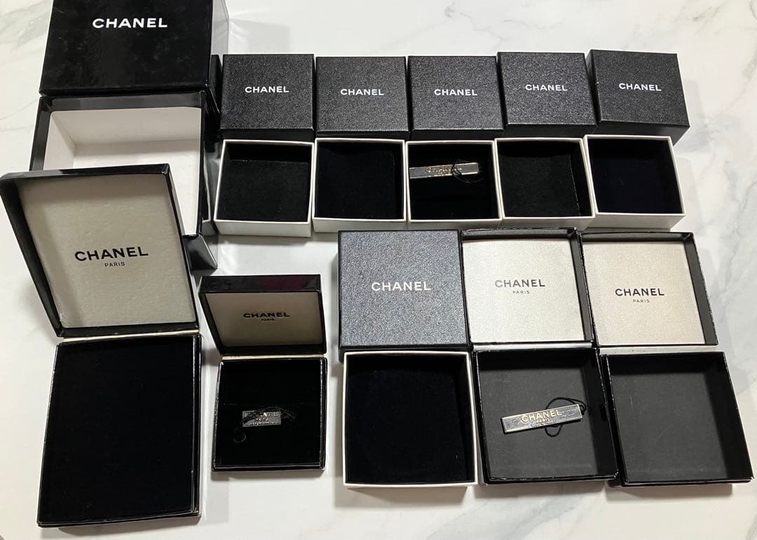 CHANEL アクセサリーピアス空箱　11個