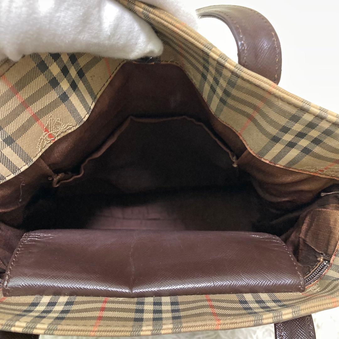 バーバリー　トートバッグ　ゴールドチャーム付き　ノバチェック　シャドーホース