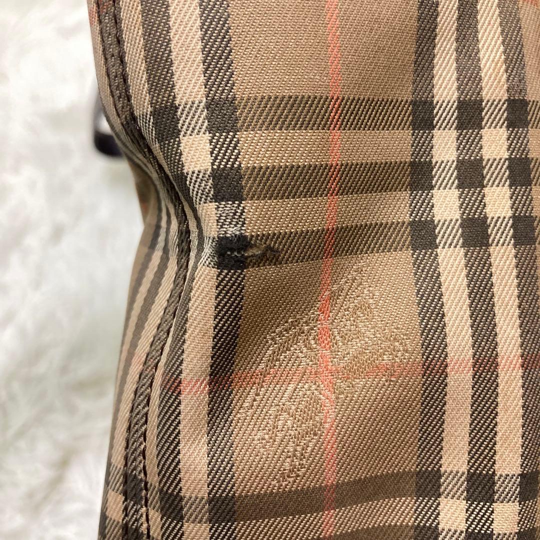 バーバリー　トートバッグ　ゴールドチャーム付き　ノバチェック　シャドーホース