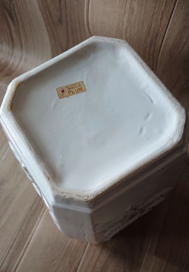 ホワイト陶器製六角形傘立て ポルトガル製