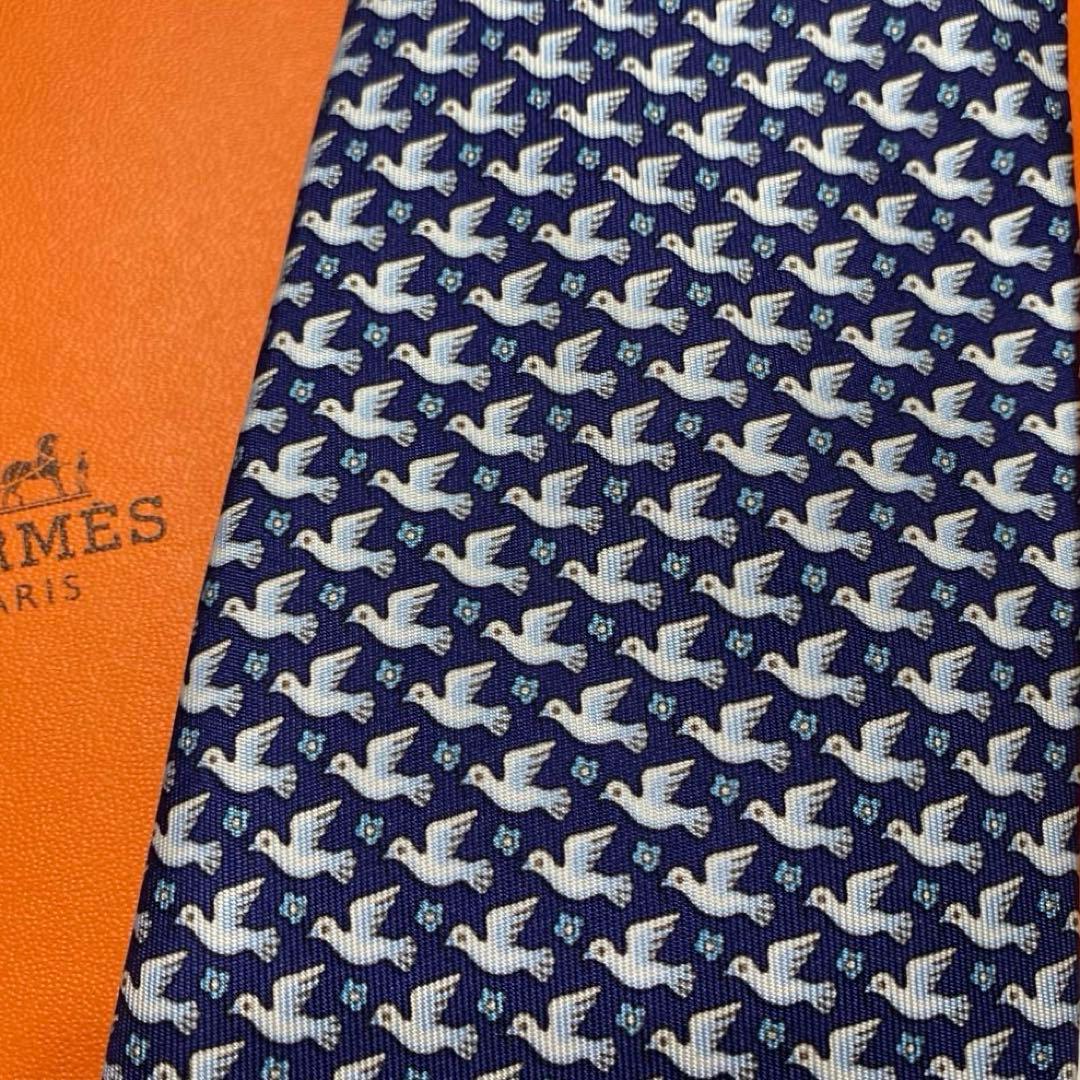 極美品　エルメス　HERMES　ネクタイ　バード柄　シルク　ネイビー