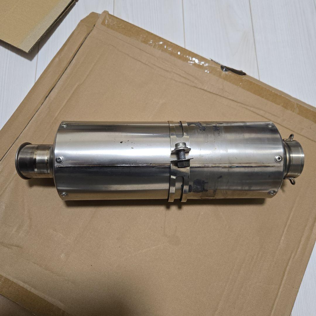 SC57 CBR1000RRで使用していたセンターアップ用のスリップオンマフラー